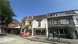 Sint-Michiels Brugge - Te koop - Ruim Handelspand met Woonst