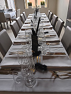 Ieper - Horecazaak met café-restaurant-feestzaal - tuinterras met woonst