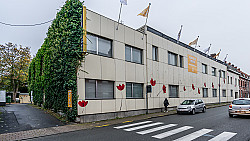 Menen - Hotel – Ruim hoekpand met 30 kamers op strategische ligging in Menen