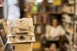 Oostende - Overname-opportuniteit: gevestigde boekhandel