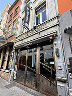 HZ165 BEKEND CAFÉ/COCKTAILBAR OP TOPLOCATIE HISTORISCH CENTRUM ANTWERPEN