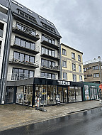 Bredene - Oostende - 3 verhuurde handelspanden