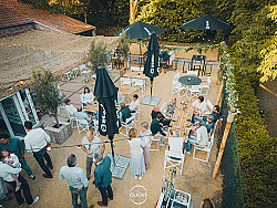 Deerlijk - Instapklare brasserie met groot zonneterras over te nemen