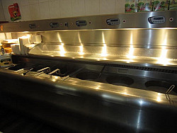 Hamont-Achel - Zeer goed draaiende frituur - restaurant over te nemen in Limburg aan de Nederlandse grens