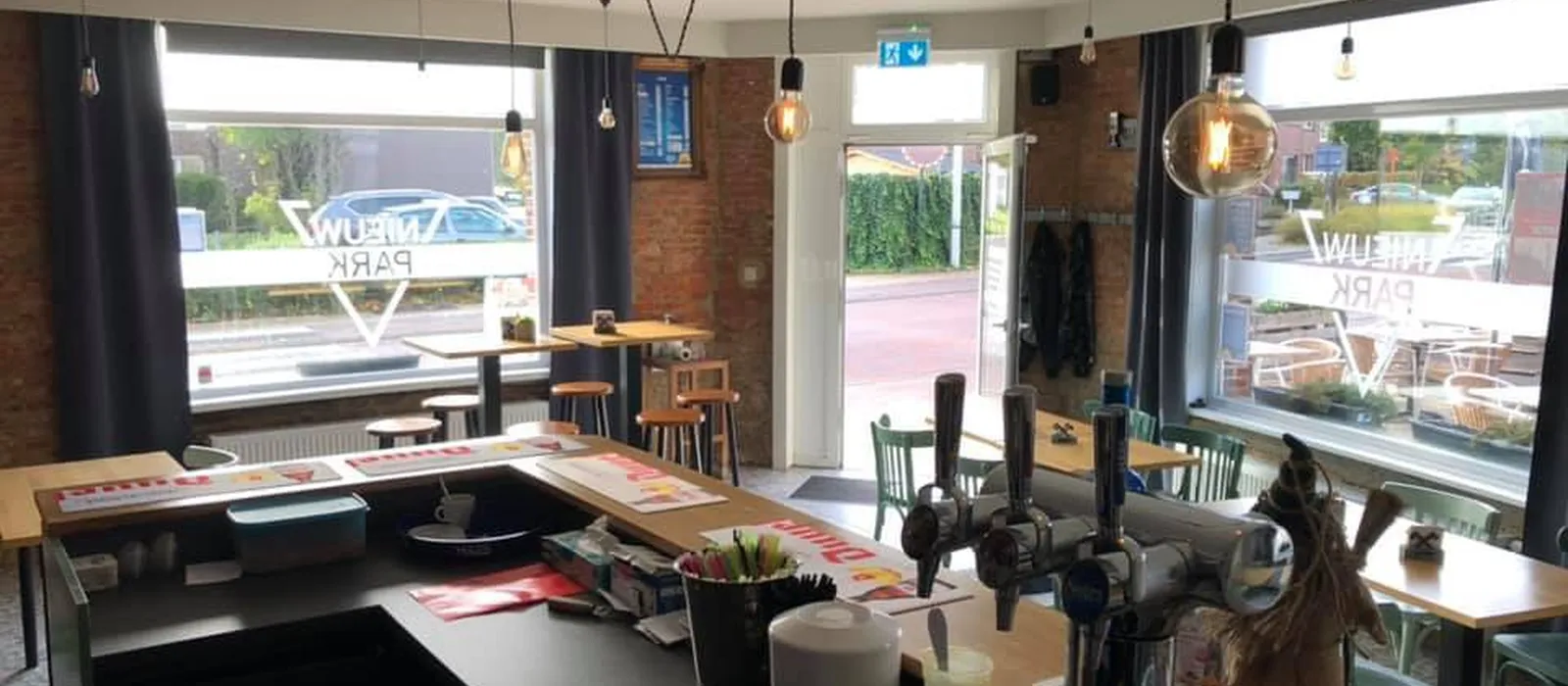 Cafe 1