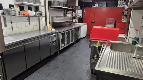 1749630077-Keuken