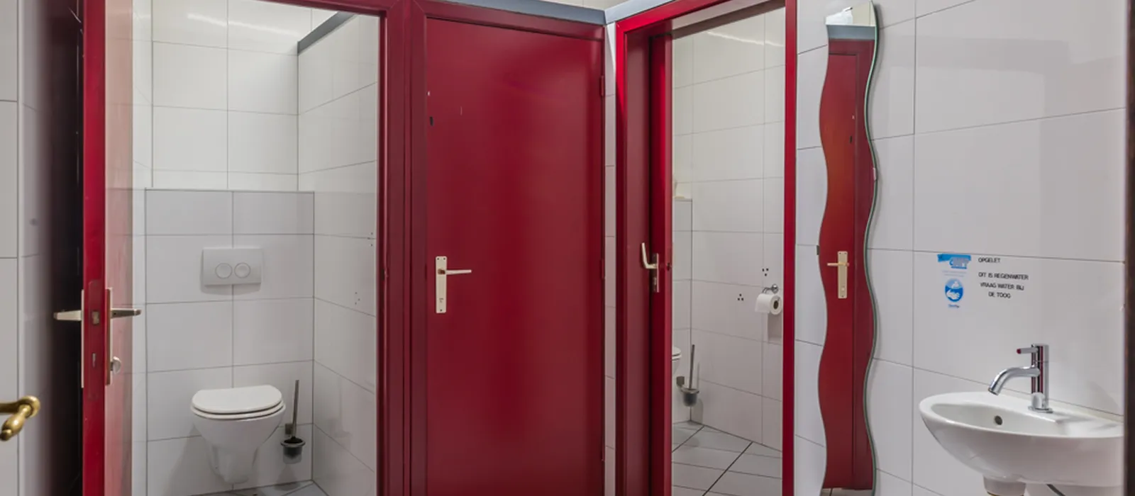1679307927-04-klantentoilet-2