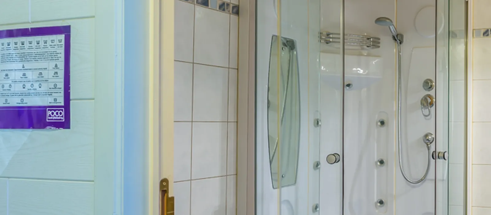 1679307930-05F-bovenwoning-badkamer-1