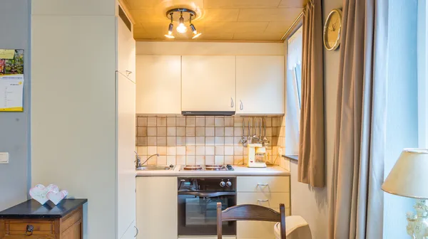 1679307933-08B-apartement-I-keuken