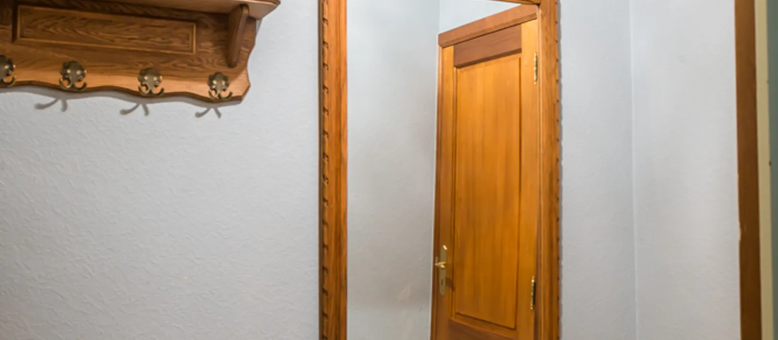 1679307941-09E-apartement-II-hal