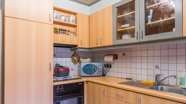 1679307944-10B-apartement-III-keuken-3