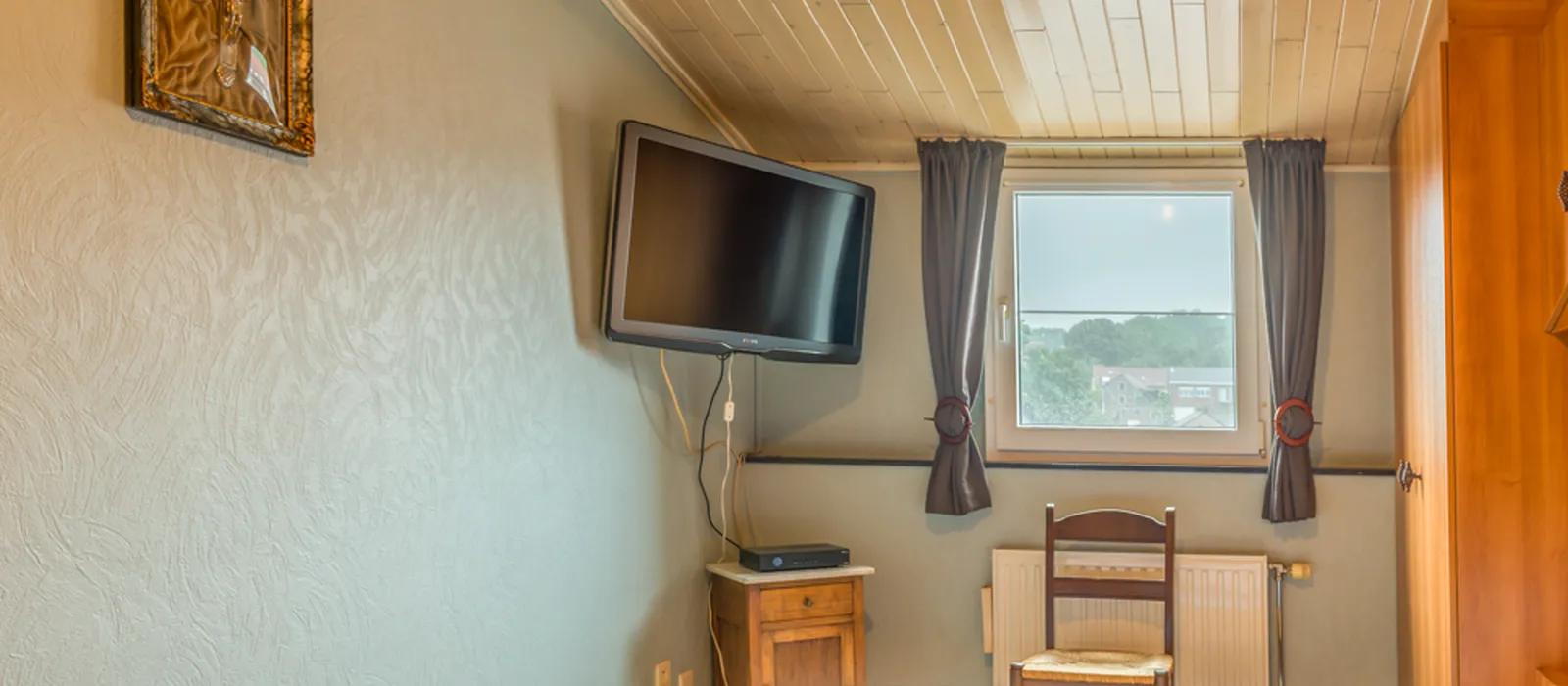 1679307948-10F-apartement-III-slaapkamer-II-3