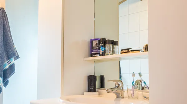 1679307948-10G-apartement-III-badkamer-2