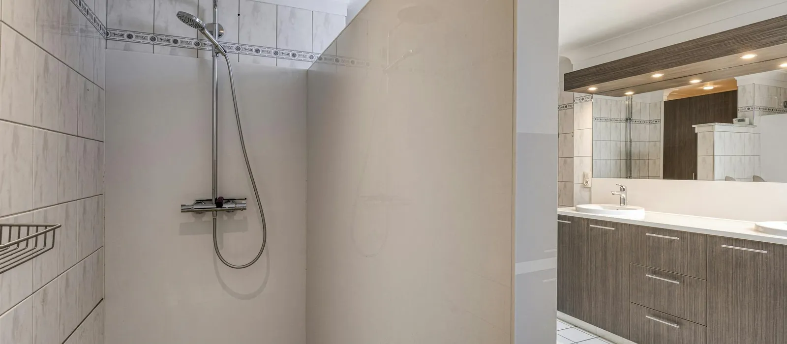1763983059-image2847922