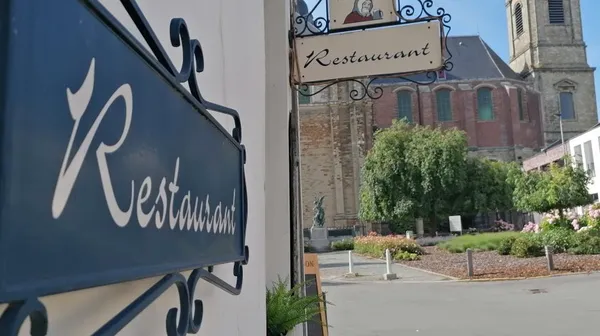 1770298640-Den-Nieuwen-Hommel-restaurant-5