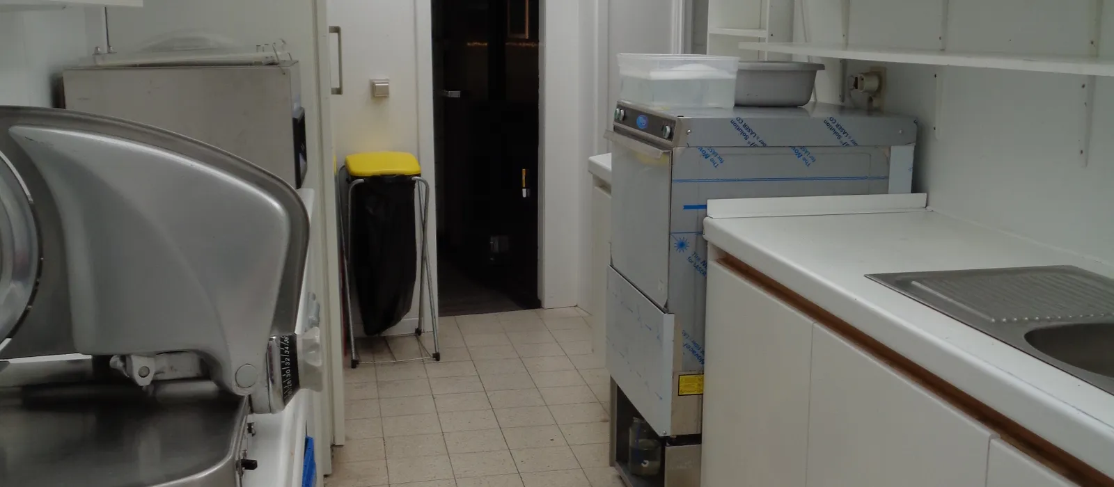 1740348559-DSC07653