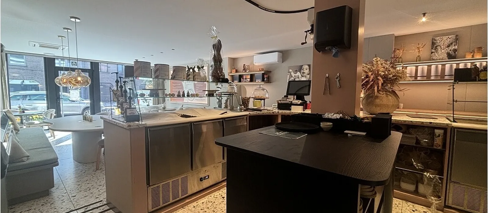 1774369141-I025708_lg