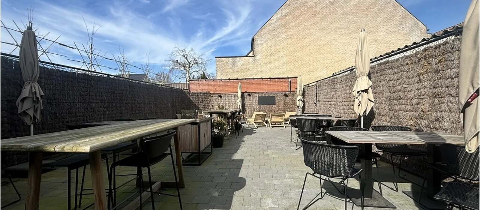 1774369142-I025711_lg