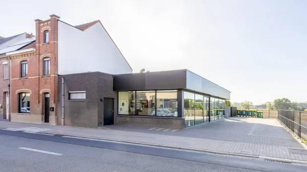 Frituur met woning origineel