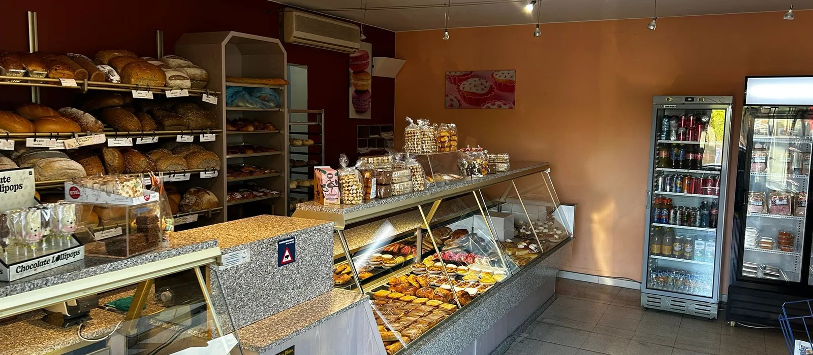 1774445667-Bakker