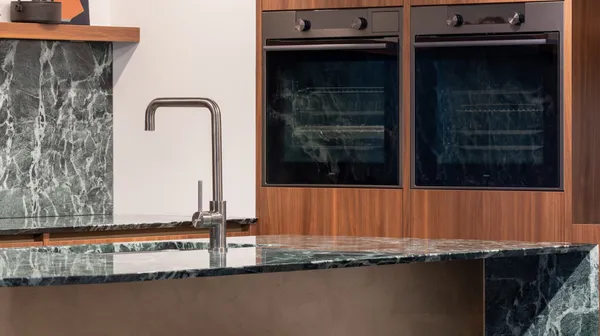 1776866766-Vika-keuken-en-badkamer_notelaar-2