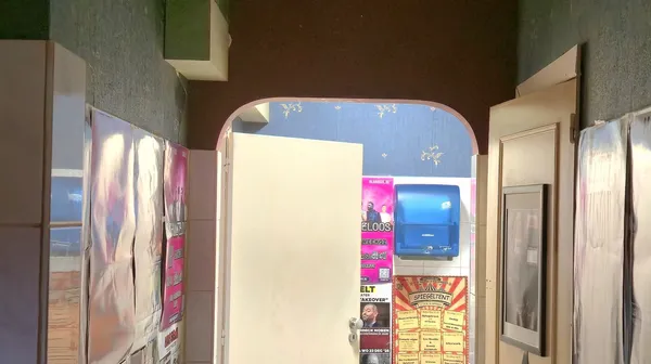 1000025993